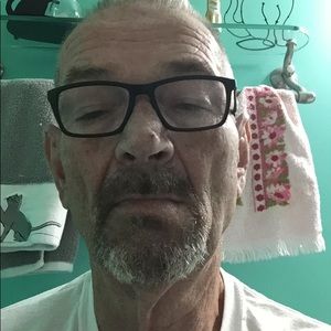 Meet your Posher, Bob